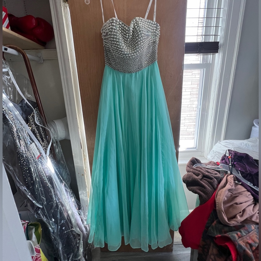 Prom dress